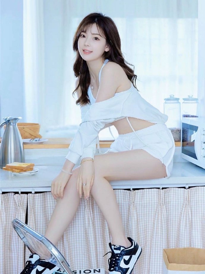 长安三万里 封面